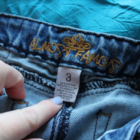 Almost Famous Size 3 Juniors Distressed Blue Jean Pants - Picture 11 of 14